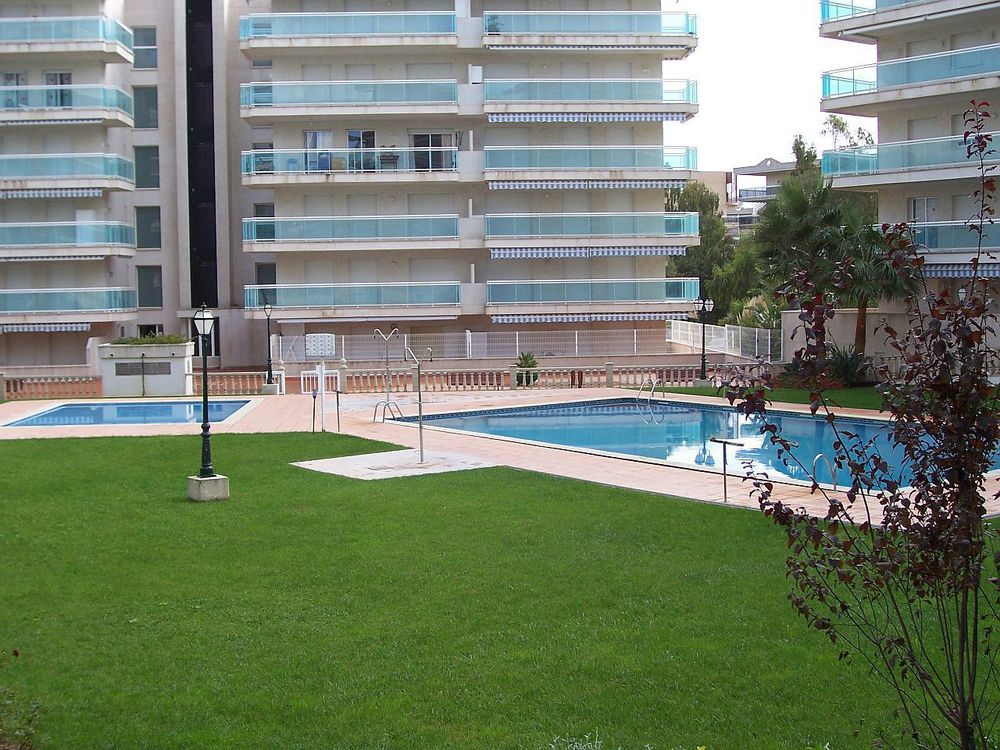 Apartamentos Ventura Village Park Салоу Экстерьер фото